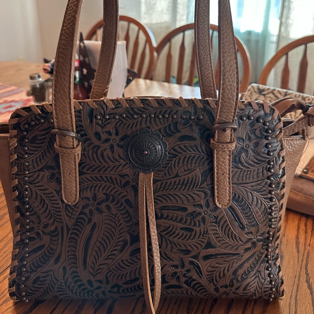 Bandana - American West tooled Med Purse